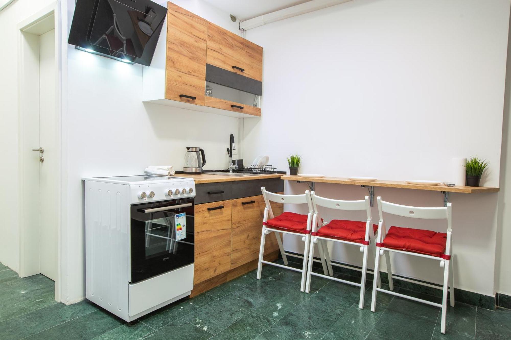 Aisha Hostel Любляна Екстериор снимка